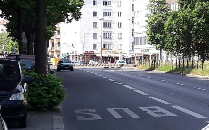 Berlin’de bomba yüklü araç alarmı