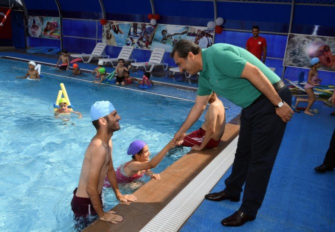 Adana’da yüzme bilmeyen kalmayacak