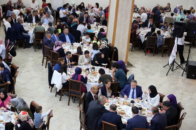 Anadolu lezzetleri Esenler’de iftar sofrasına taşınıyor
