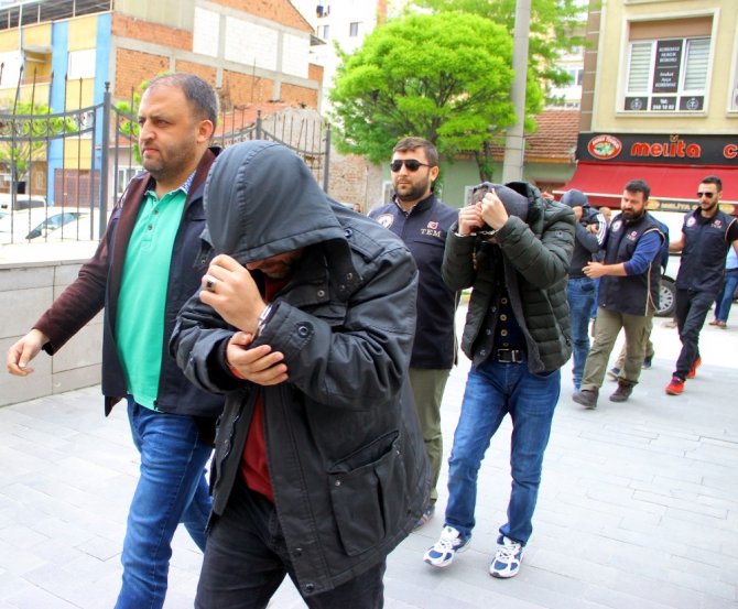 Eskişehir’de FETÖ operasyonu; 4 muvazzaf astsubay gözaltında
