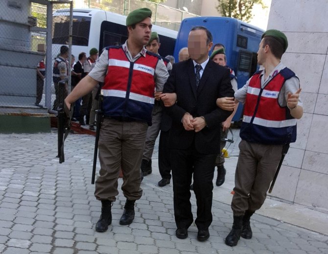 Samsun’da FETÖ’den 21’i tutuklu 38 iş adamının yargılanmasına başlandı