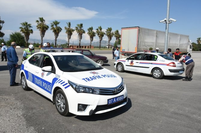 Antalya’da "Türkiye Güvenli Trafik Denetimi" Uygulaması