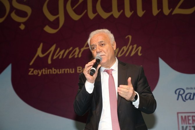 Prof. Dr. Nihat Hatipoğlu, Zeytinburnu’nda Ramazan söyleşisine katıldı