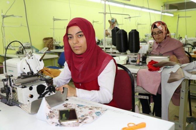 Diyarbakır’da kadınlar girişimciliğe hazırlanıyor