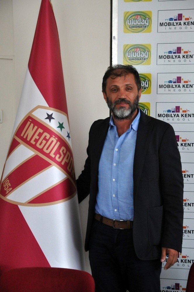 İnegölspor teknik direktörü Taşkın Güngör ile 12 saat sonra yollarını ayırdı