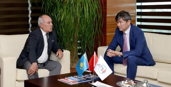 Kazakistan’dan Antalyalı yatırımcılara davet