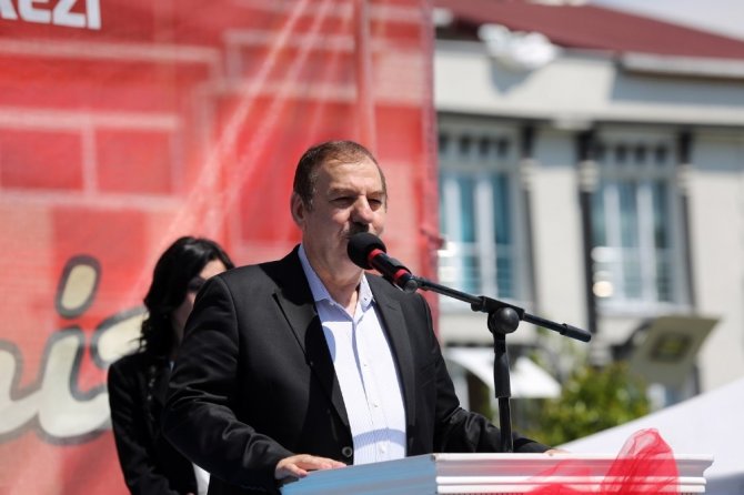 Kursiyerler, en güzel eserlerini sergiledi