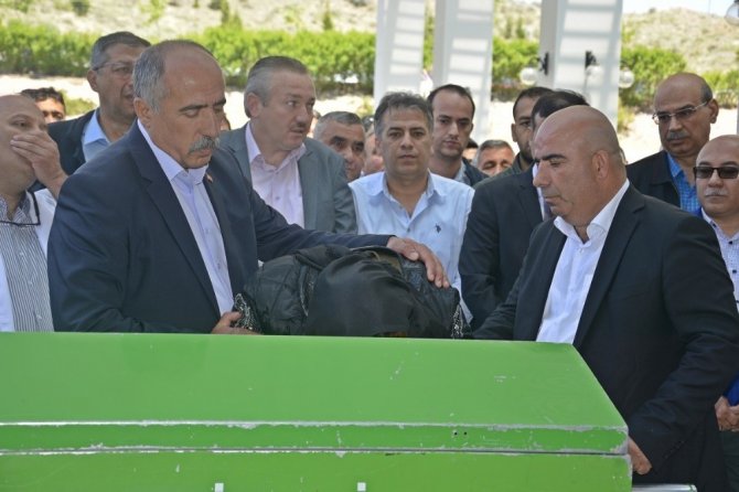 Dr. Ali Rıza Yıldız son yolculuğuna uğurlandı