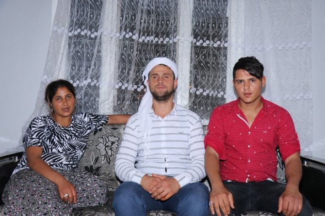 Türkiye’nin konuştuğu raylarda namaz kılan adam ortaya çıktı