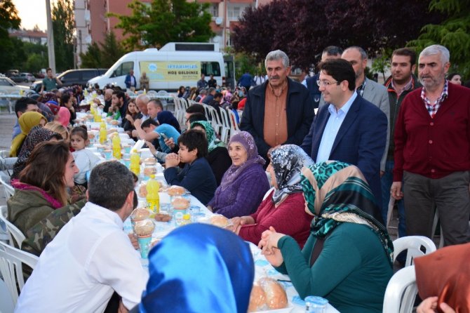 Aksaray’da 2 bin 500 kişi iftar sofrasında buluştu