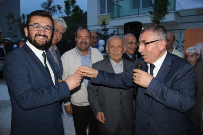 Huzurlu İnşaat, Kütahya’da 106 daireden oluşan Huzurlu Kampüs Residence projesinde anahtar teslimini yaptı