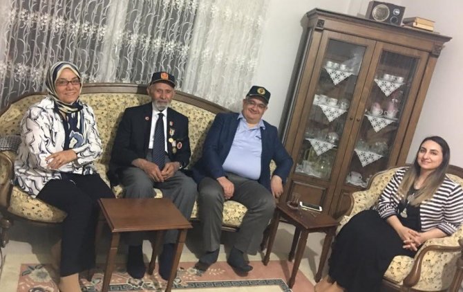Vali Pekmez ve Başkan Karatay şehit yakınları ve gazilerle iftar yaptı