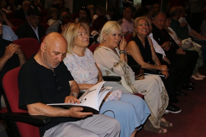 Türkiye’nin ünlü karikatüristi Bedri Koraman Kartal’da anıldı