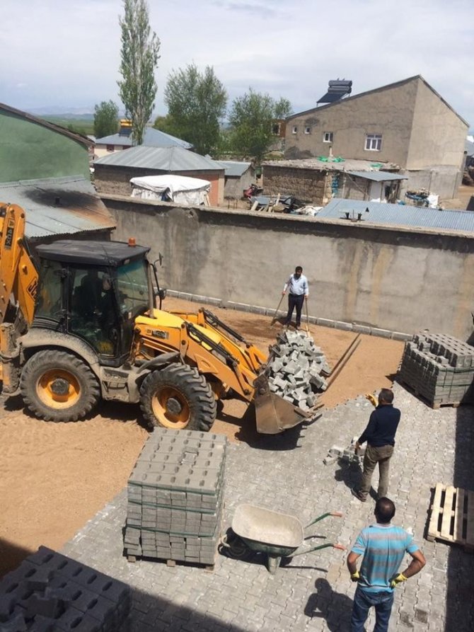 Rüstemgedik Belediyesi çalışmalarına devam ediyor
