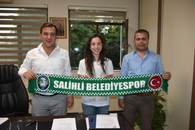 Salihli’nin sultanlarında kadro şekilleniyor