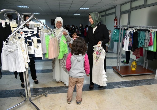 Başkan Tiryaki, çocukların mutluluğuna ortak oldu