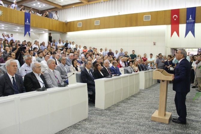 Başkan Kocaoğlu, belediye personeliyle bayramlaştı