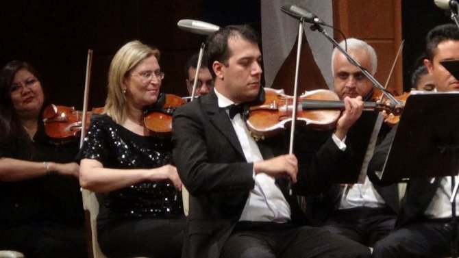 Kahramanmaraş’ta senfonik türkü konseri