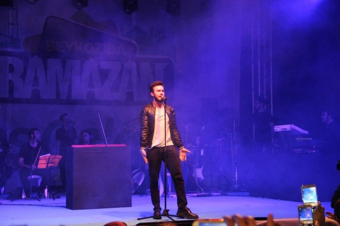 Mustafa Ceceli Beykoz’da konser verdi