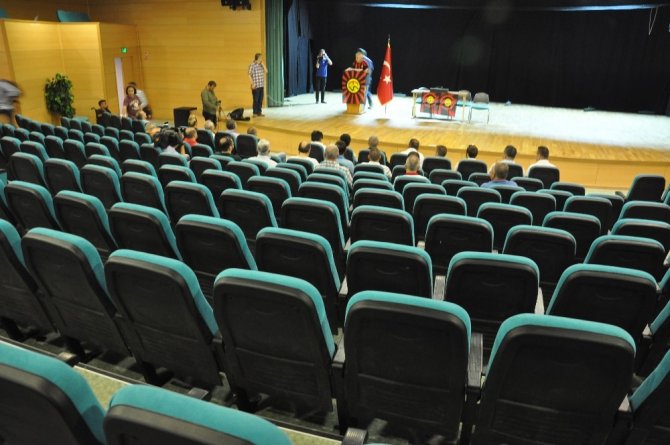 Eskişehirspor’da olağanüstü kongre ertelendi