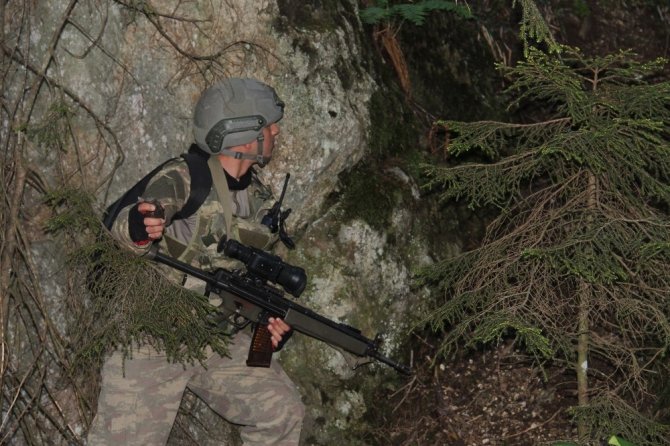 Giresun’da PKK sığınağı imha edildi