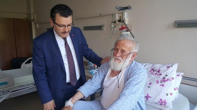 Başkan Genç, Arefe Günü hastaları ziyaret etti