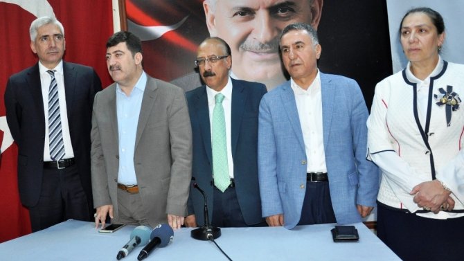 AK Parti Diyarbakır Milletvekili Galip Ensarioğlu: