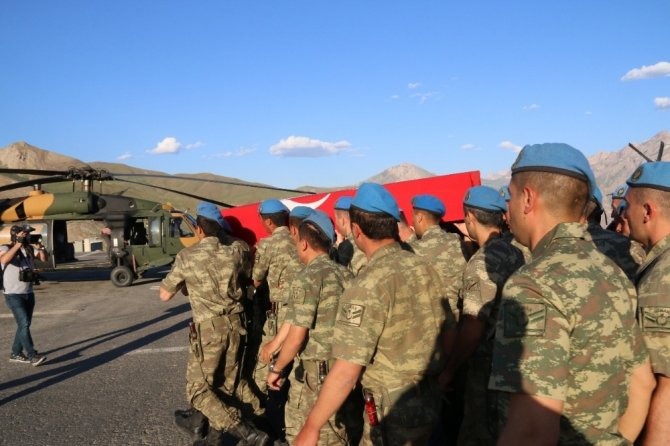 Hakkari’de şehit asker için tören düzenlendi
