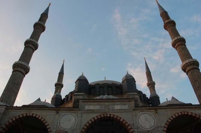Selimiye Camii bayram sabahı doldu taştı