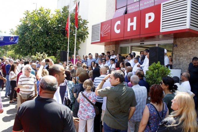 CHP Antalya’da bayramlaşma