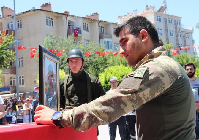 Piyade Er Oğuzhan Küçük, Karaman’da son yolculuğuna uğurlandı