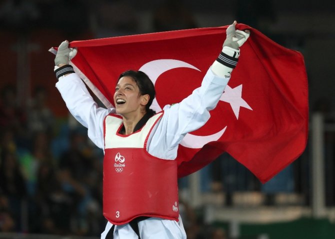 Nur Tatar, Dünya Şampiyonu