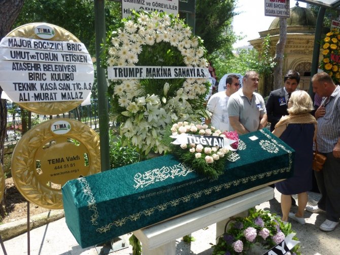 Motosiklet kazasında hayatını kaybeden iş adamı son yolculuğuna uğurlandı