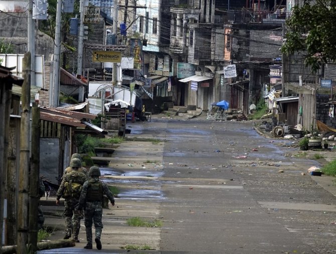 Filipinler ordusu: “Ölü sayısı çok daha yüksek olabilir”