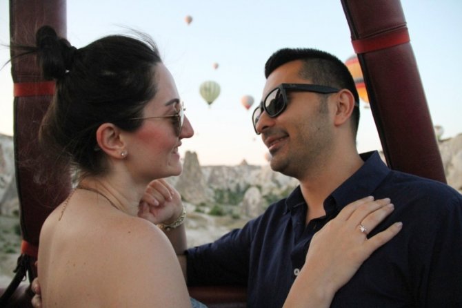 Özel Haber) Kapadokya semalarında sürpriz evlilik teklifi