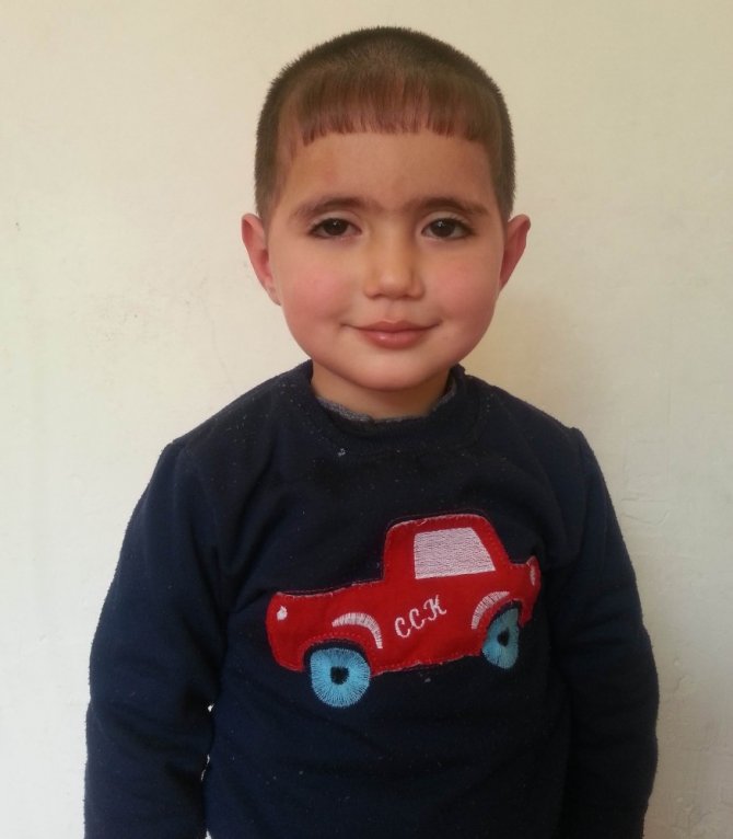 Sokakta oynarken kafasından vurulan 3 yaşındaki Iraklı çocuk hayatını kaybetti
