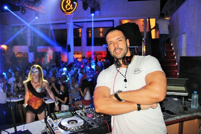 Hüseyin Karadayı: “Dj’lik yapan fenomenler gelip geçici”
