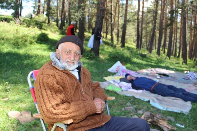 Aşağı Karacasulular Sereklik Yaylası’nda buluştular