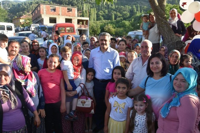 Nazilli Belediyesinden Avra Mahallesinde festival gibi açılış