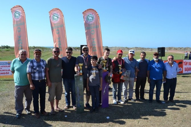 Alaçam’da Tek Kurşun, Trap ve Tabanca Yarışması