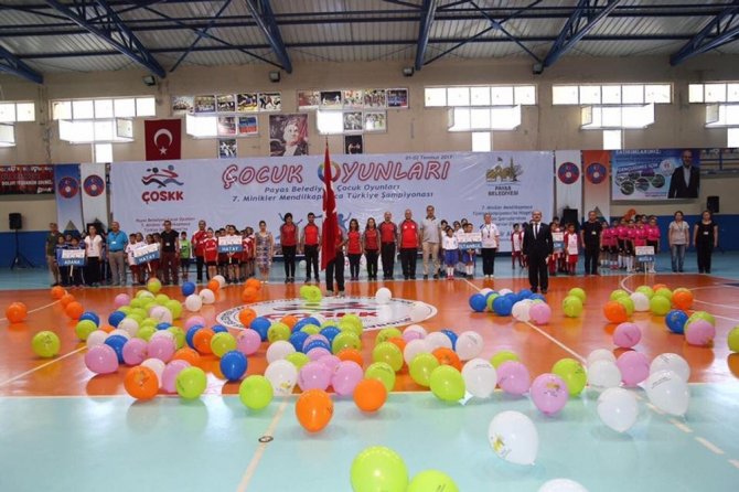 Payas’ta mendil kapmaca şampiyonası