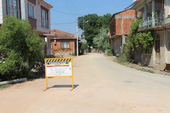 Biga’nın Çavuşköy Mahallesi de doğalgaza kavuştu