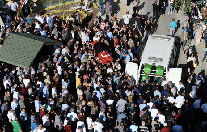 Avukat Özgür Aksoy’a son görev