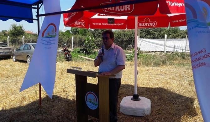 Çan Karakoca köyünde Arpa Tarla Günü yapıldı