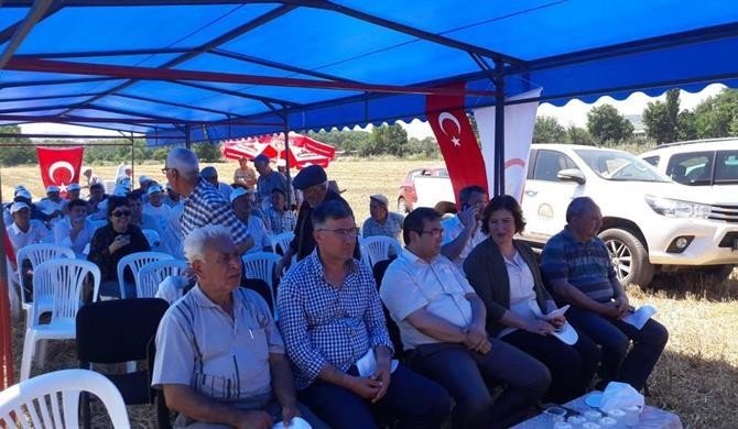 Çan Karakoca köyünde Arpa Tarla Günü yapıldı
