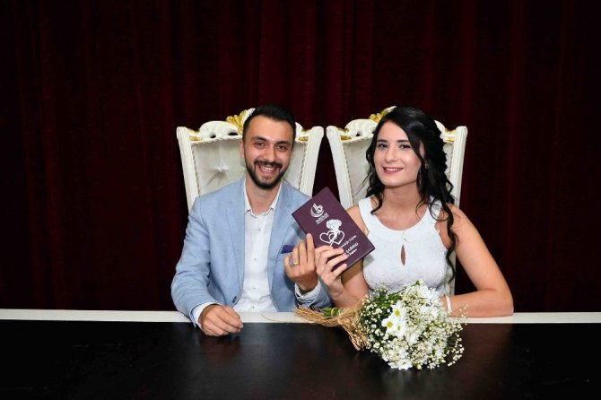 Bağcılar’da Evlendirme Dairesi’nde 07.07.2017 çılgınlığı