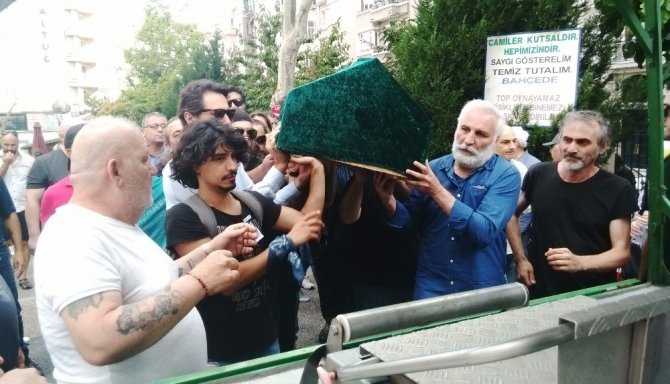 Karikatürist Galip Tekin son yolculuğuna uğurlandı