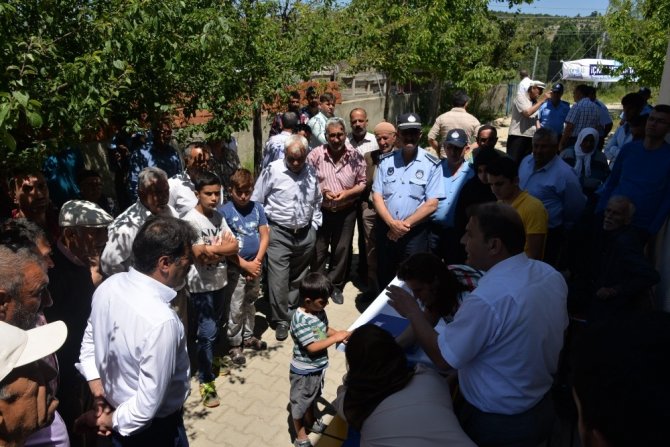 Bozüyük’te İçköy mevkiinin tapuları teslim edildi