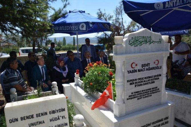 15 Temmuz Şehidi Yasin Naci Ağaroğlu mezarı başında anıldı