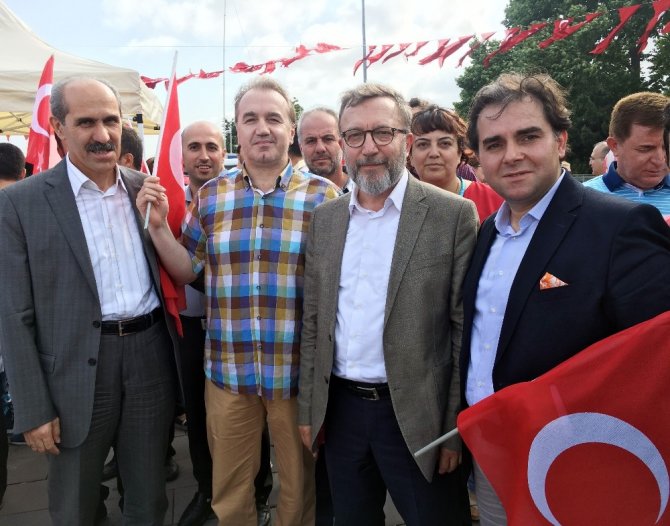 Fatih Bölgesi Kamu Hastaneleri Birliği Genel Sekreterliği “Demokrasi Nöbeti”ne başladı
